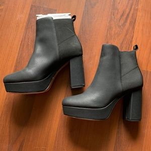 Black MIX No. 6 Platform Heeled Boots